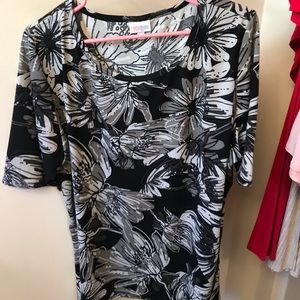 2 , 3xl Lularoe Gigi